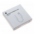 Original Apple Lightning auf 3,5‑mm-Kopfhöreranschluss Adapter in Farbe weiß, Hersteller Artikelnummer A1749 und MMX62ZM/A